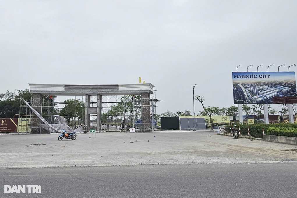 Nhiều khách hàng mòn mỏi chờ giao đất tại dự án khu dân cư ở Hưng Yên - 1 Nhiều khách hàng mòn mỏi chờ giao đất tại dự án khu dân cư ở Hưng Yên - 1